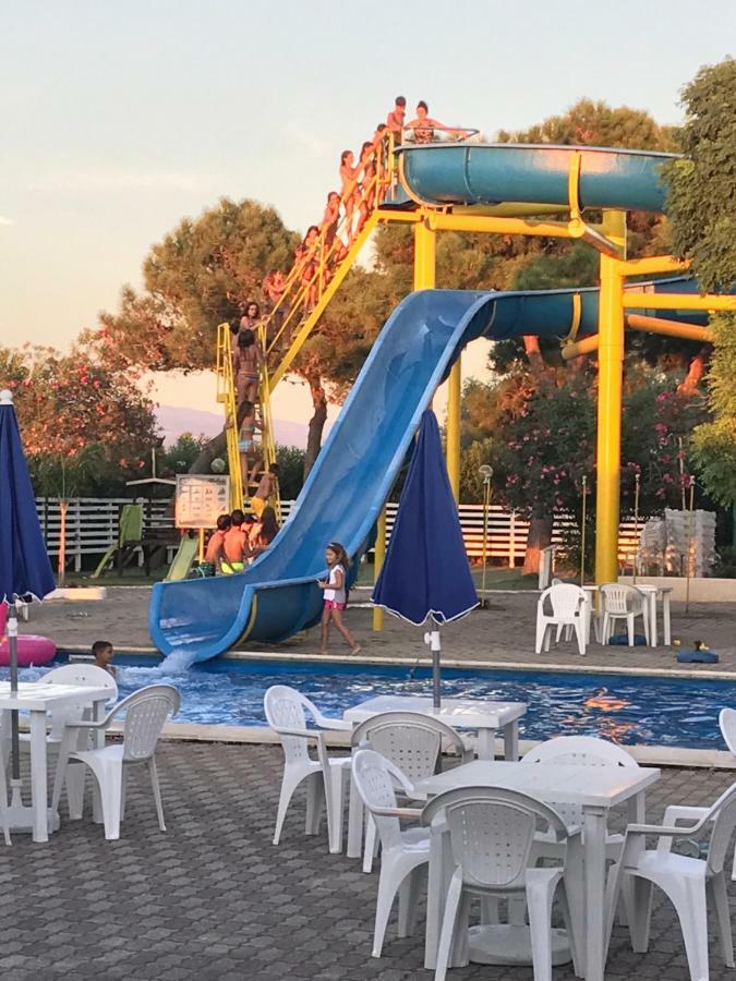 Appartamento Zona Aeroporto Lamezia Terme Bagian luar foto